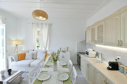 Olivo II Luxury Apartment — 4-Star Luxury Hotel in Ydra, Greece
