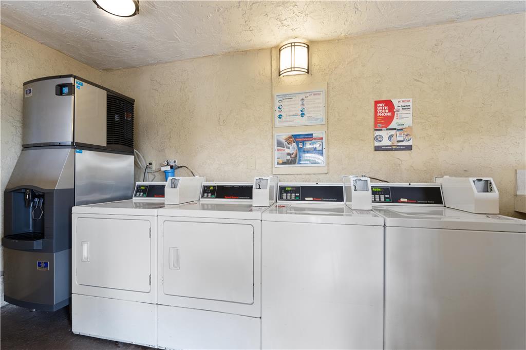 Best Western San Diego Miramar Hotel - photo 21