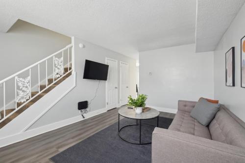 Brentwood U4 I Cozy & Comfy I 2Bd I Free Parking — 4-Star Luxury Hotel in Nashville, United States