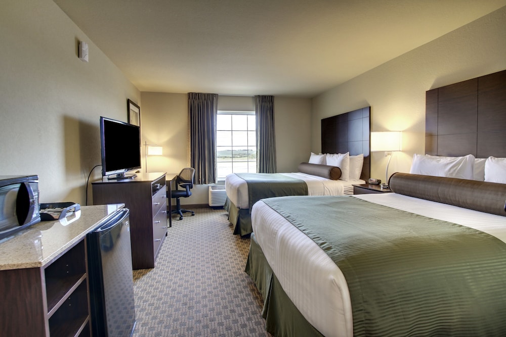 Cobblestone Inn & Suites Brillion - photo 10