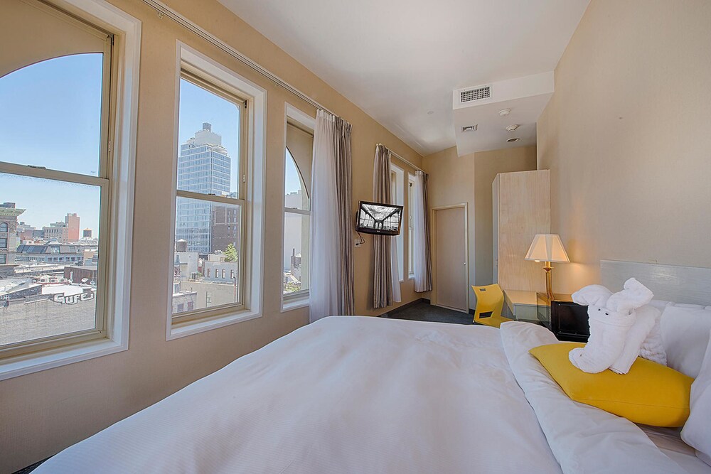 Soho Garden Hotel - photo 12