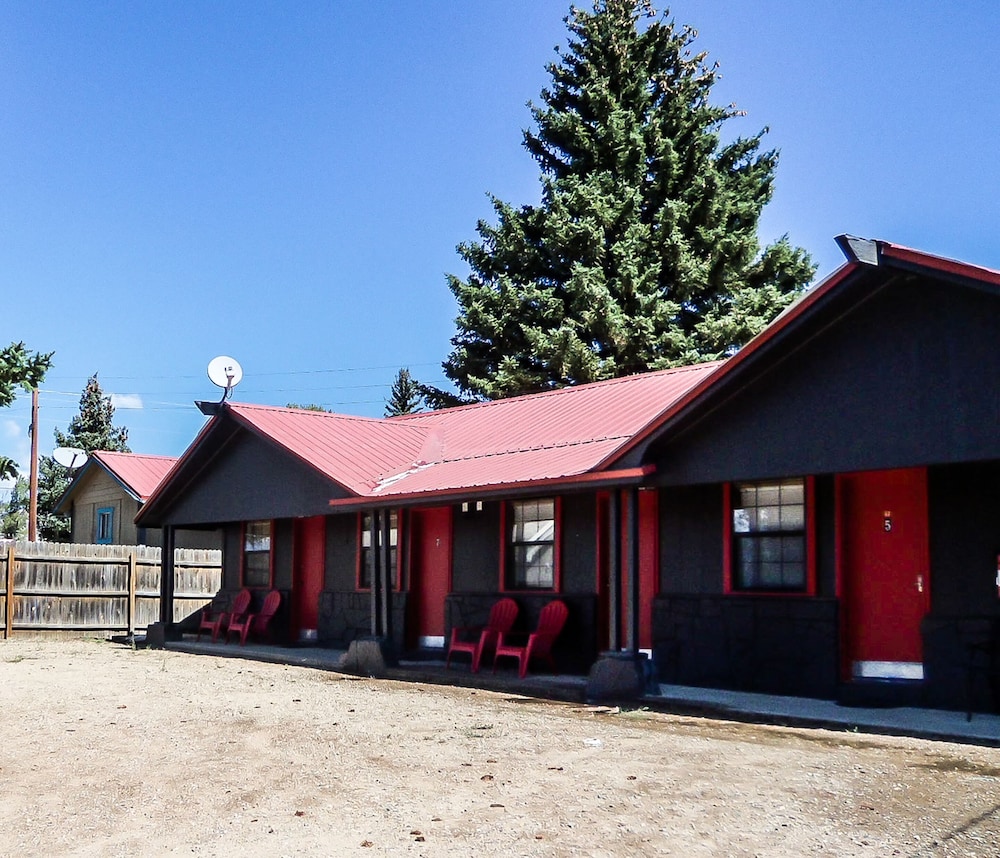 The Gold Pan Motel - photo 74