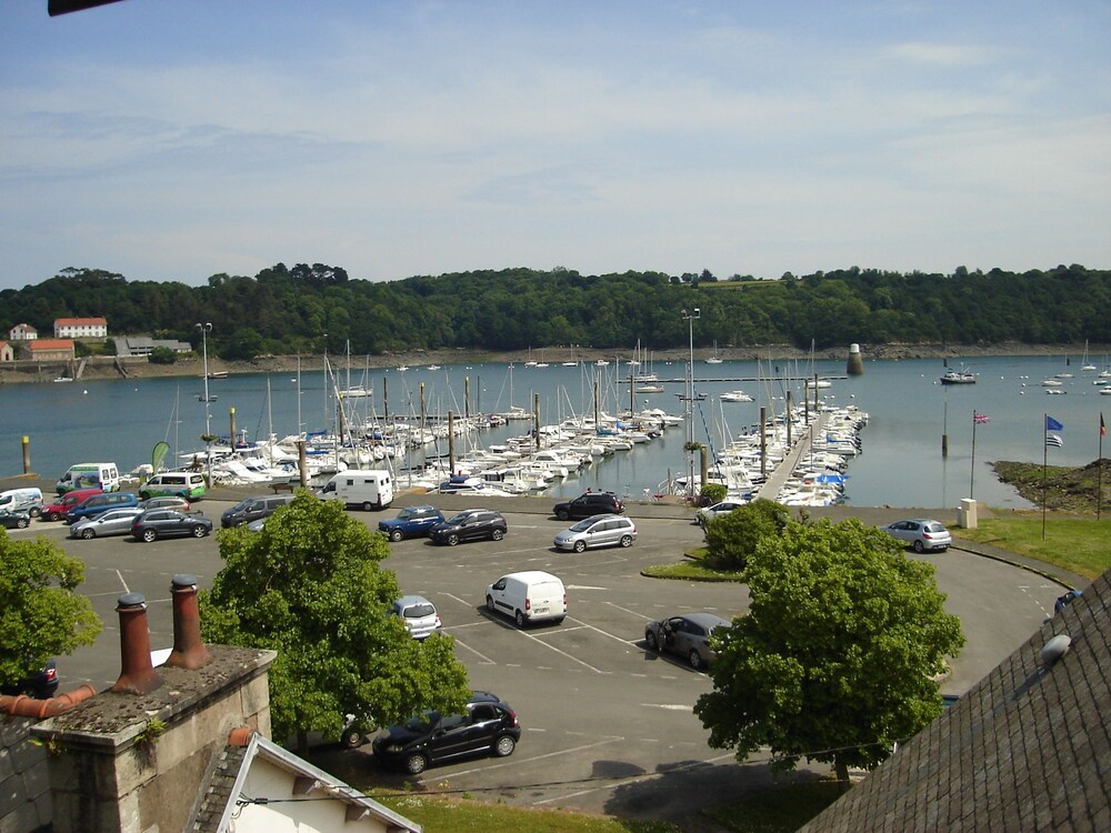Gite de la Marina — 4-Star Luxury Hotel in Lezardrieux, France