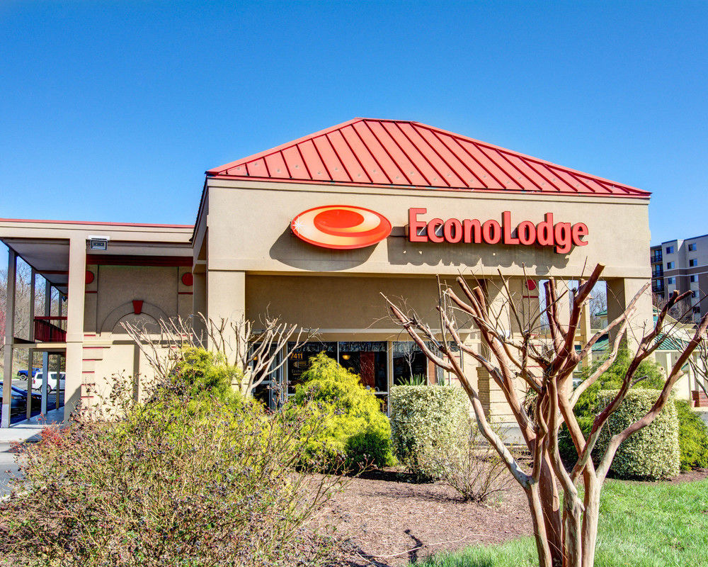 Econo Lodge Takoma Park - photo 8
