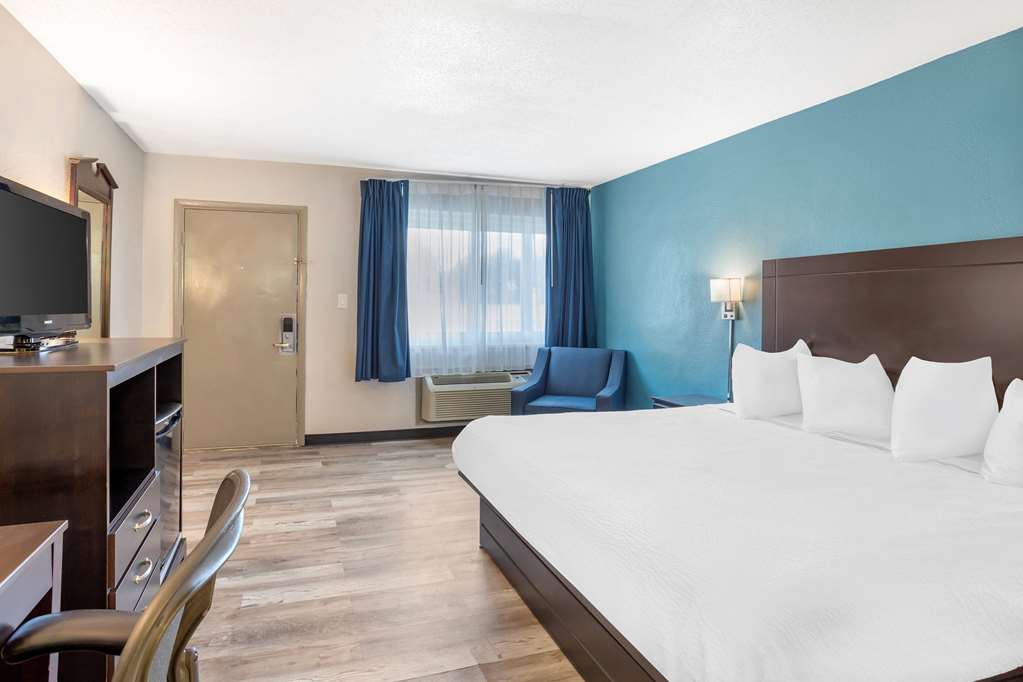 Days Inn by Wyndham Wrightstown McGuire AFB Bordentown - photo 11