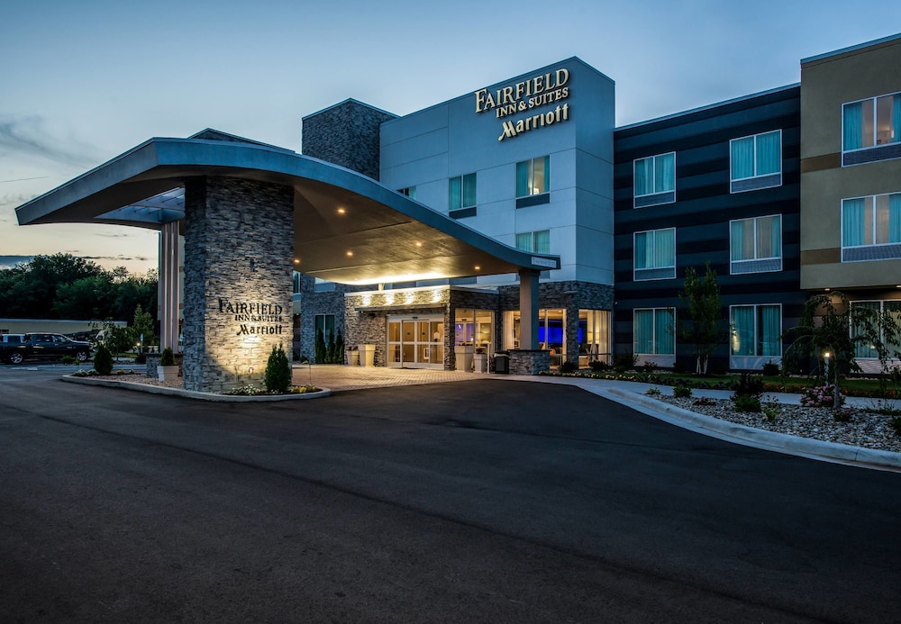 Fairfield Inn & Suites by Marriott St. Joseph Stevensville - photo 40