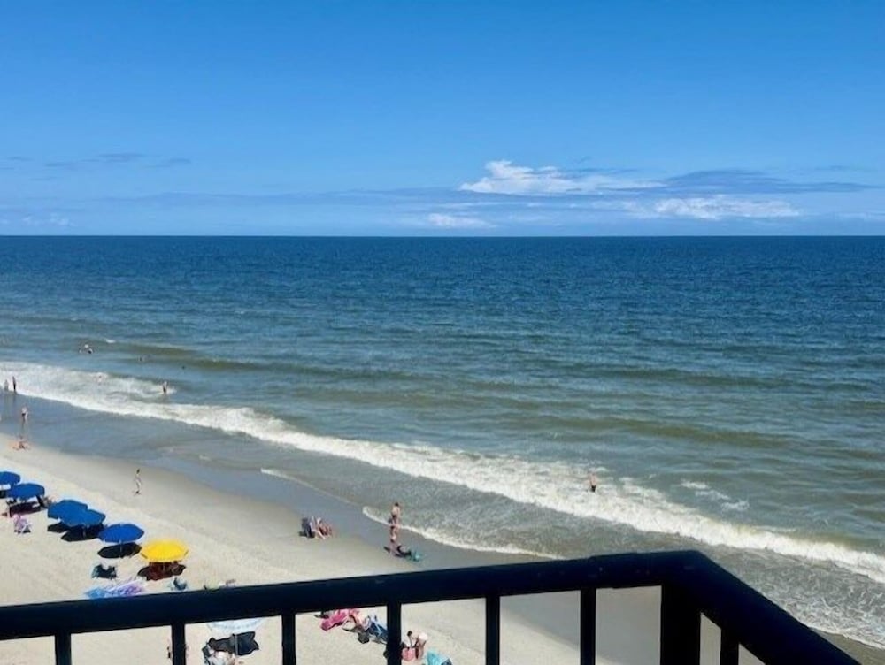 Royal Garden Resort 504 2 Bedroom Condo by RedAwning - photo 27