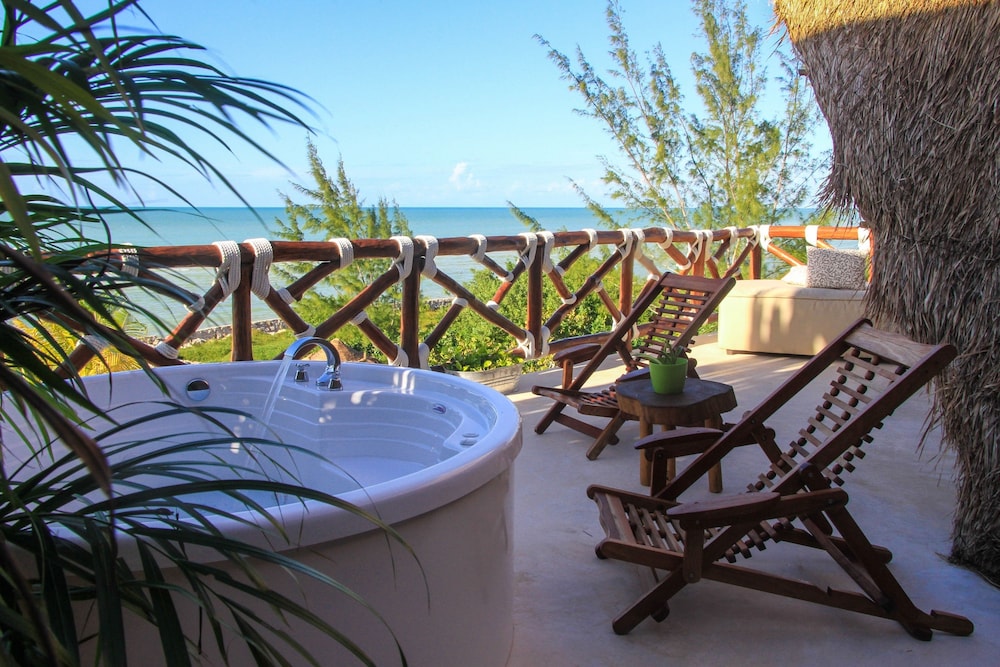 Beach/ocean view