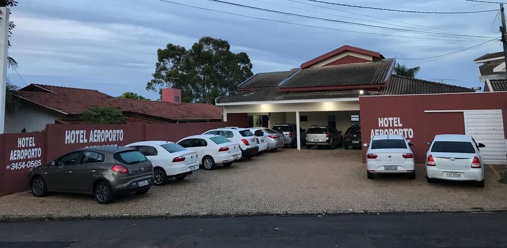 Hotel Aeroporto Marilia — Marilia
