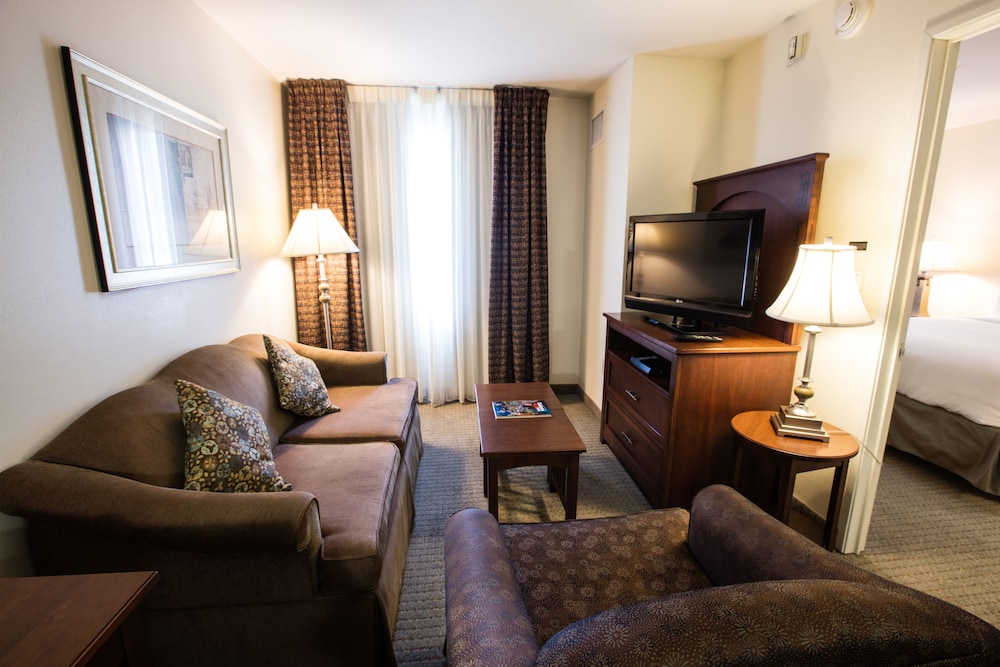 Staybridge Suites Austin Airport by IHG - photo 7