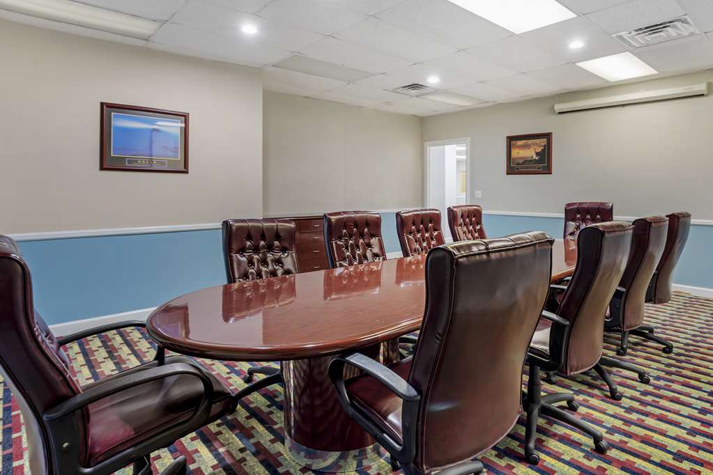 Best Western Rutgers University Hotel - photo 31