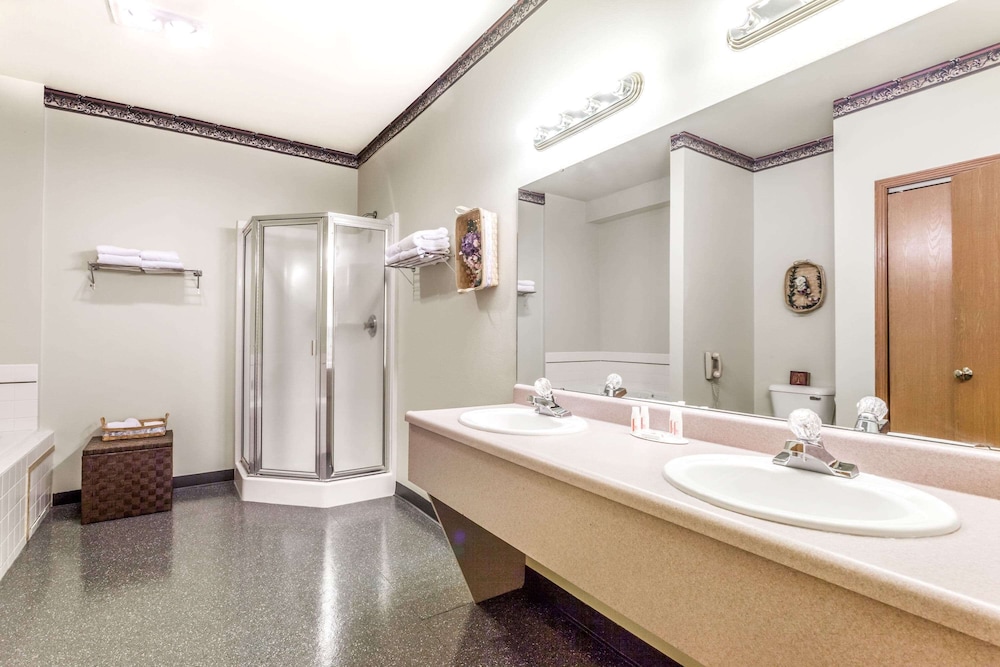 Days Inn by Wyndham Ellensburg - photo 24