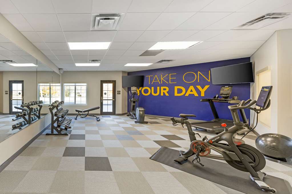 Comfort Inn & Suites Verona at Turning Stone Resort Casino - photo 39