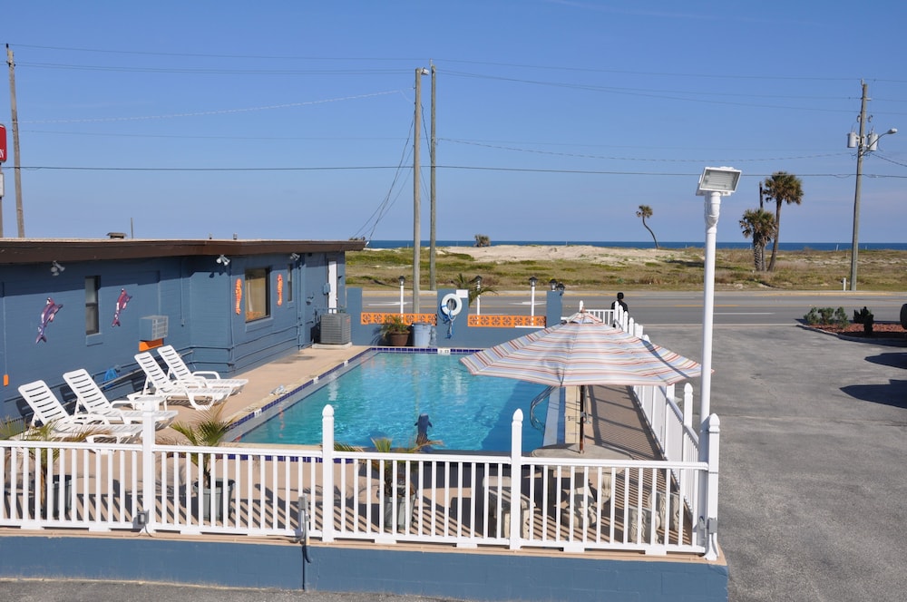Atlantic Economy Inn - photo 21