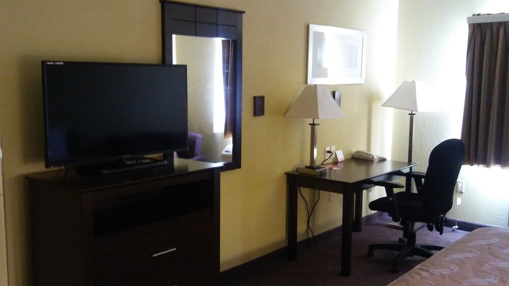 GreenTree Inn Denver Tech Center - photo 17