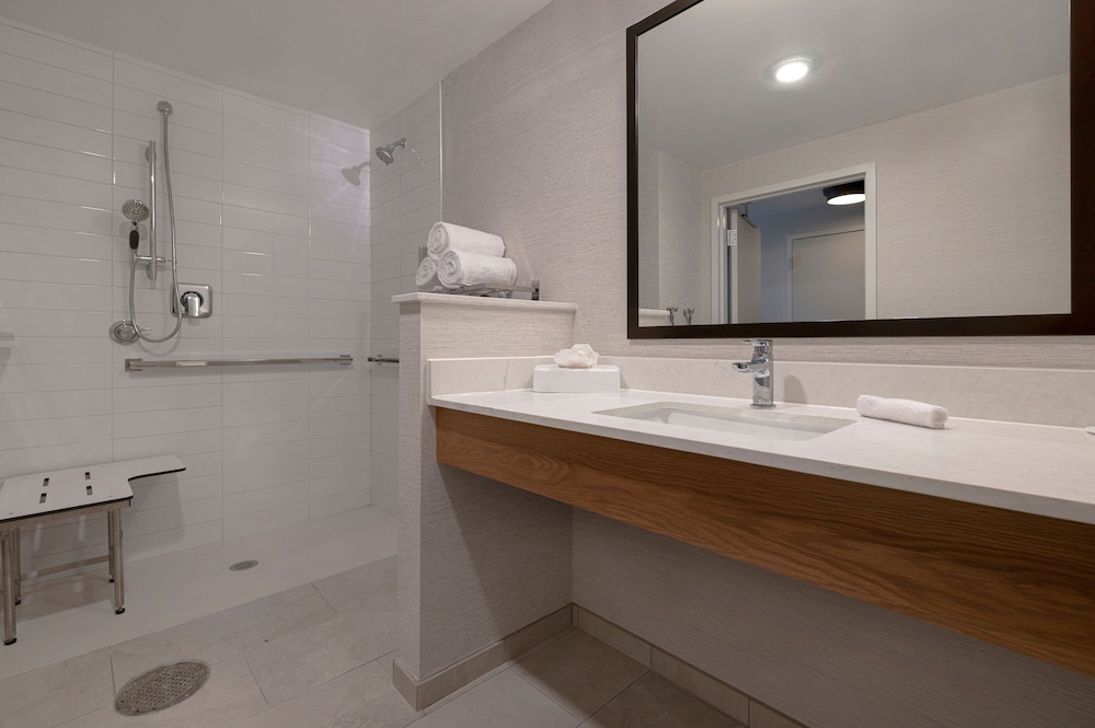 Fairfield Inn & Suites by Marriott Denver Airport at Gateway Park - photo 26
