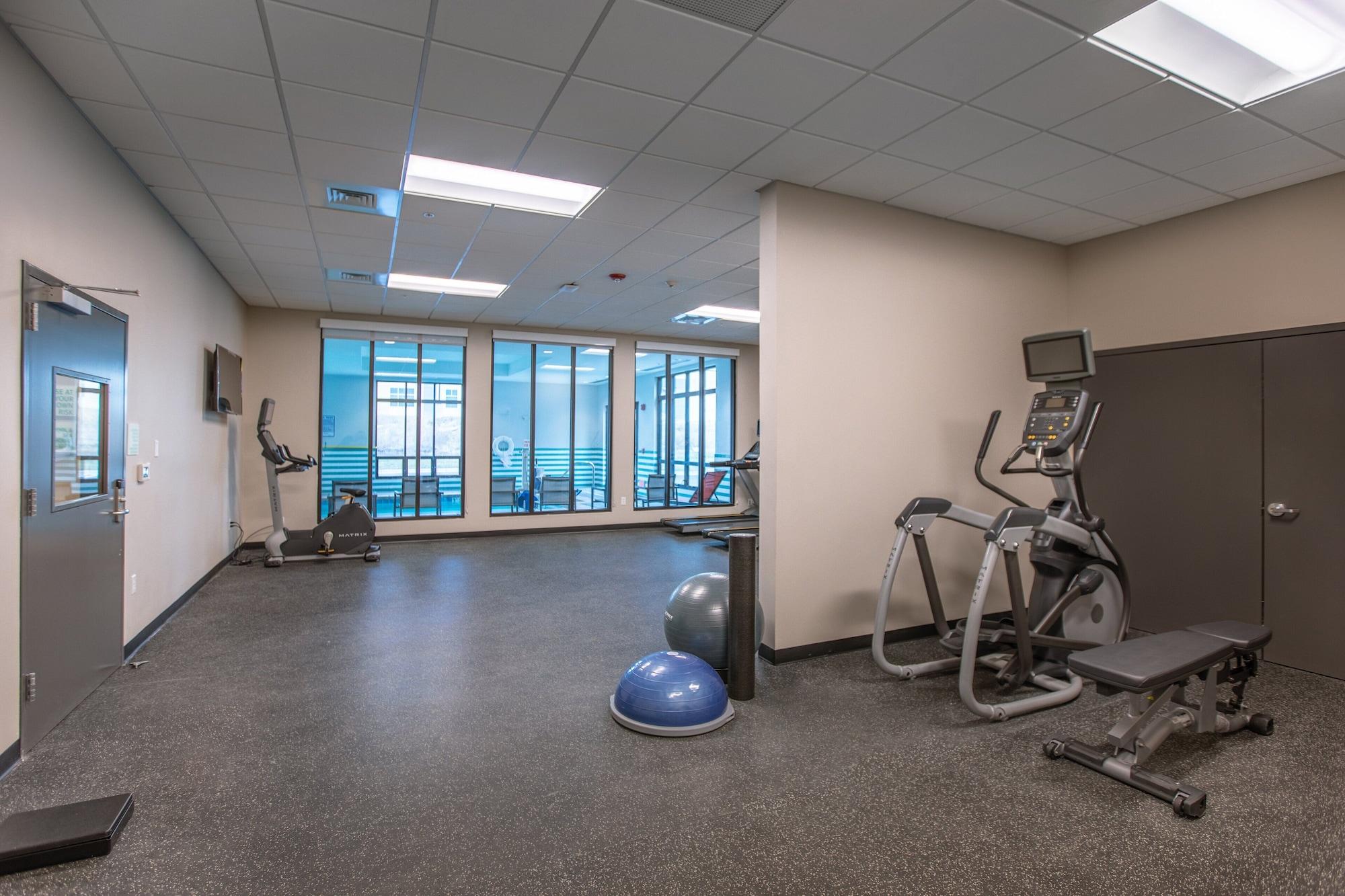 Holiday Inn Kansas City Northeast by IHG - photo 19
