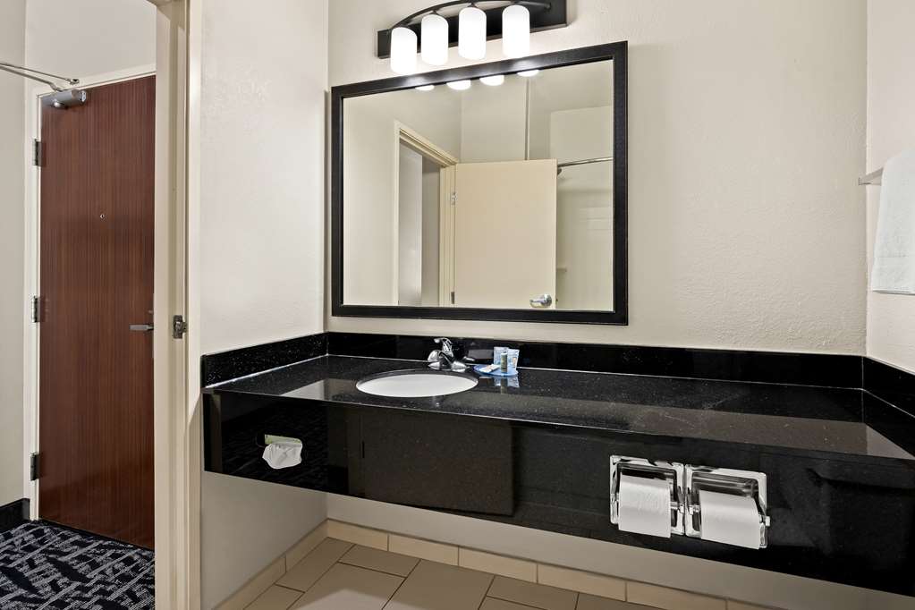 Best Western Bryan College Station - photo 26