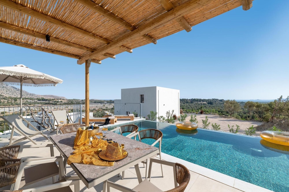 Massari Hills Luxury Living — 4-Star Luxury Hotel in Rodos, Greece