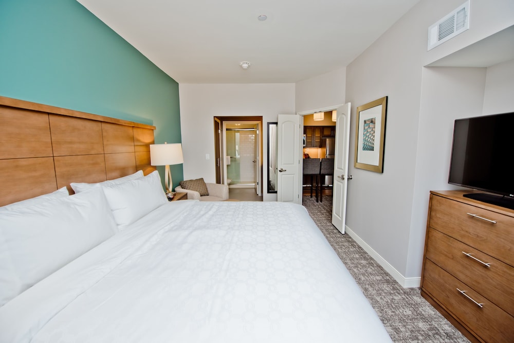 Staybridge Suites Houston Humble Beltway 8 E an IHG Hotel - photo 5