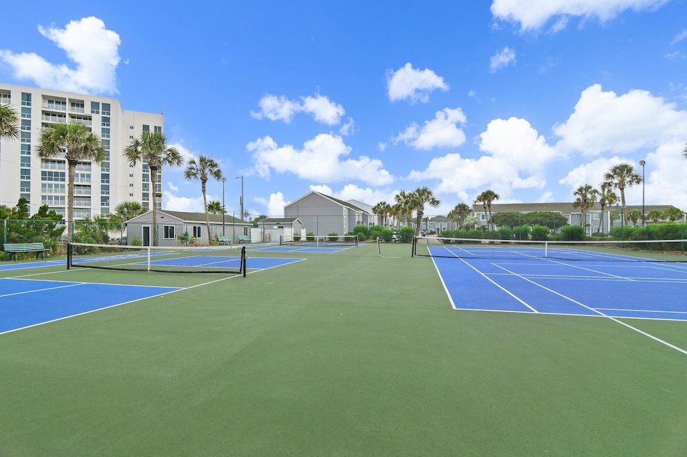 SOUTH BAY BY THE GULF Private beach access Community pool Foosball - photo 43