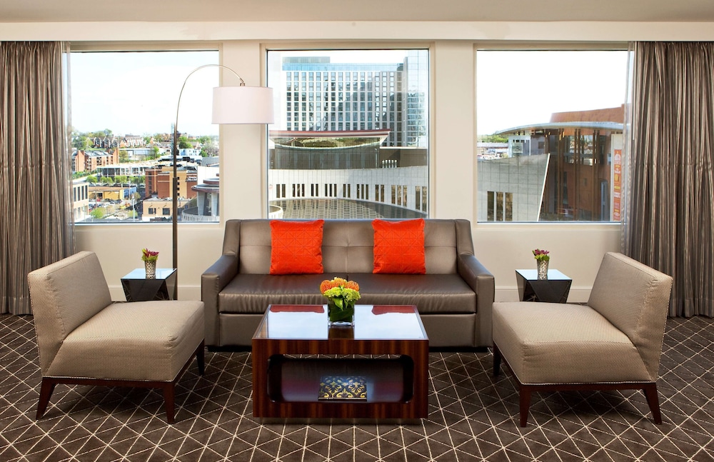 Hilton Nashville Downtown - photo 23