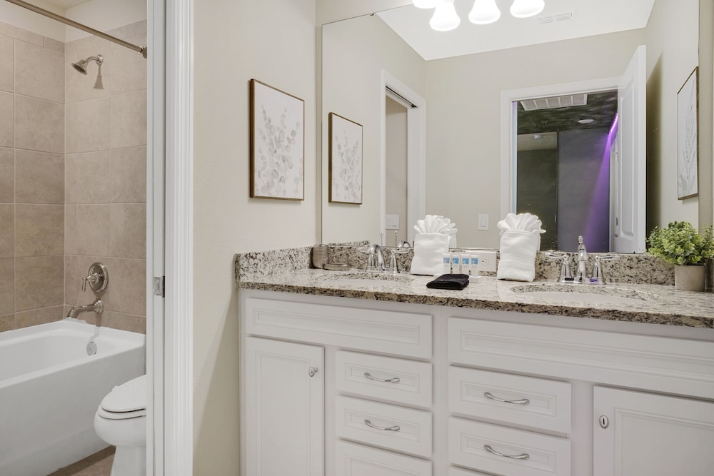 3725pcl windsor Island Resort 5 Bedroom Townhouse by RedAwning - photo 21