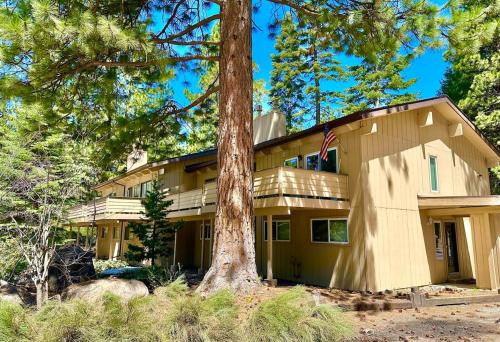 Tahoe Townhome Lake Beach Pool Amenities