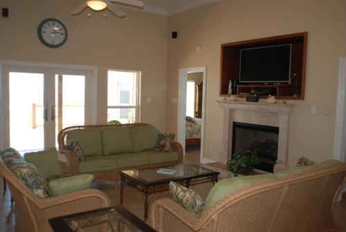 Lagniappe in Dauphin Island, United States