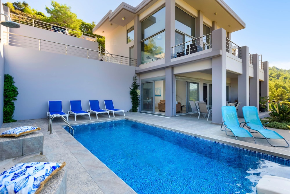 Articiano Villa — 4-Star Luxury Hotel in Rodos, Greece