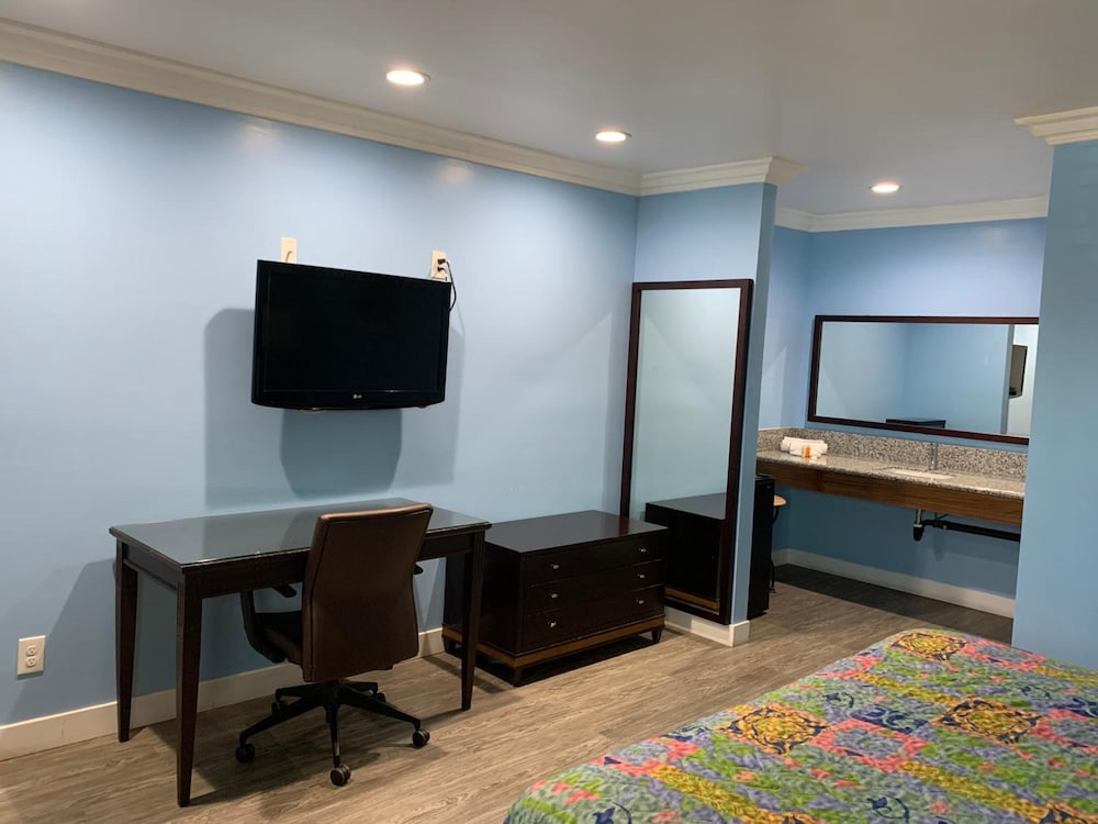 Redondo Beach Motel - photo 8