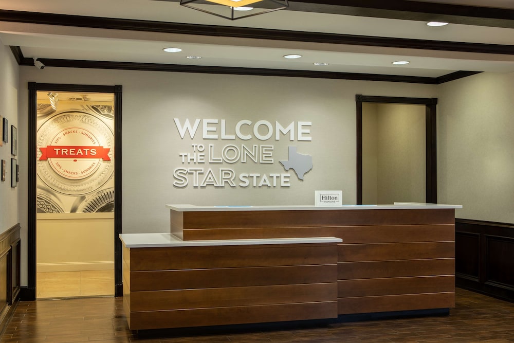Hampton Inn & Suites Boerne - photo 9