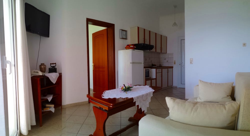 Spiros Studios — 4-Star Luxury Hotel in Parga, Greece