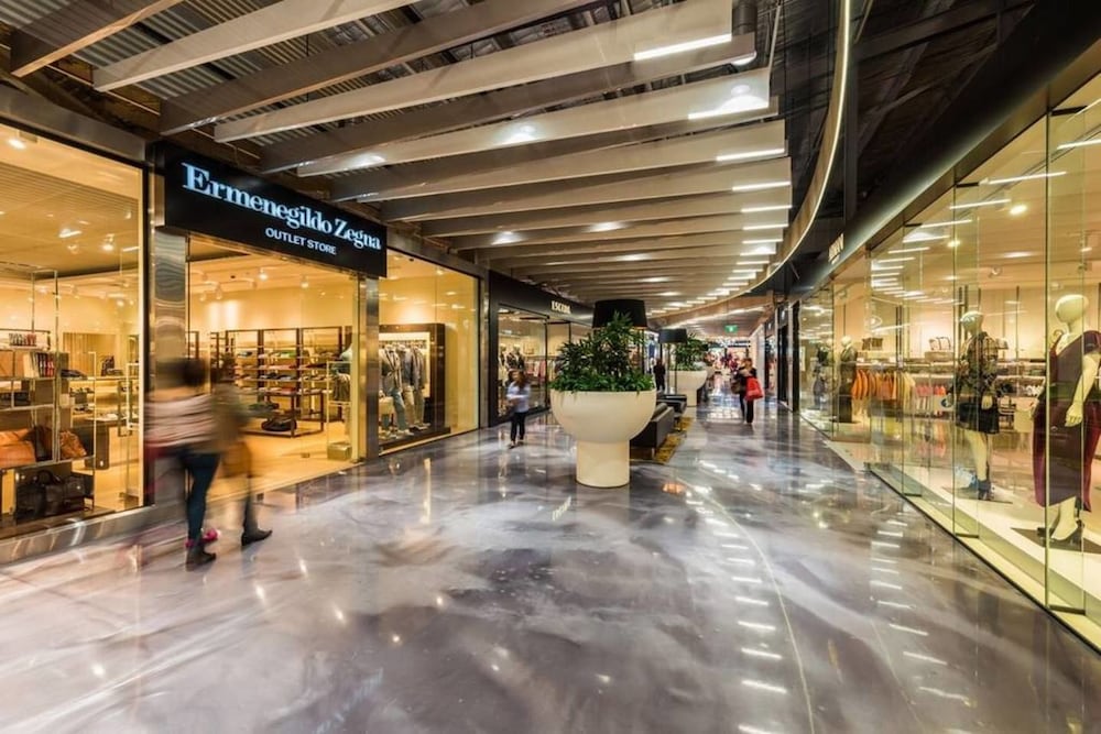 Parkside & City view in Sydney Olympic Park — 4-Star Luxury Hotel in Sydney, Australia