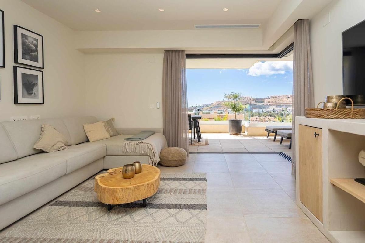 Amazing Seaview Near The Beach 21396927 — Mijas