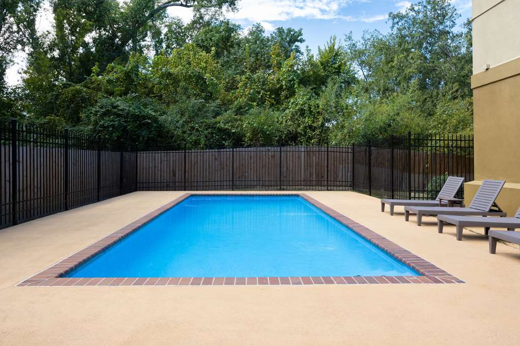 Microtel Inn & Suites by Wyndham Houma - photo 10