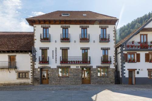 Hotel Rural Auñamendi in Pamplona, Spain
