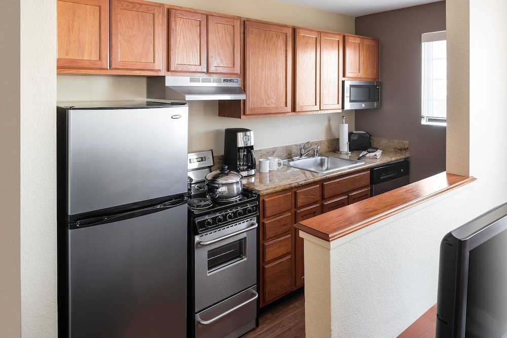 TownePlace Suites Los Angeles LAX Manhattan Beach - photo 14