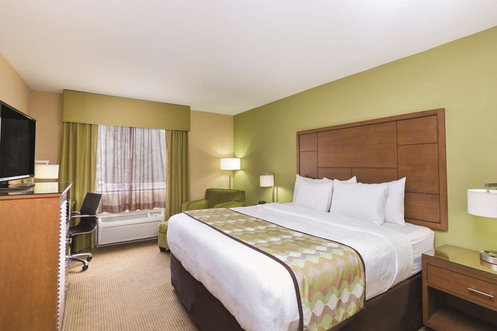 La Quinta Inn by Wyndham Austin North - photo 12