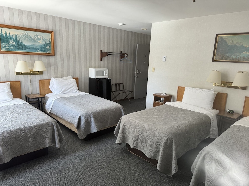 Lake Ontario Motel & Inn - photo 19