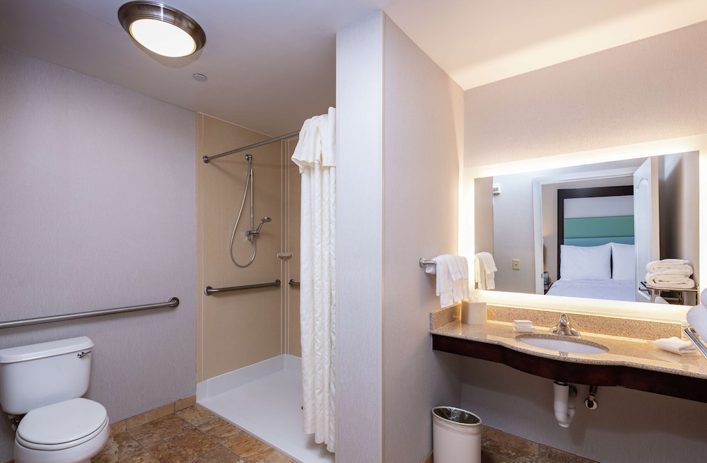 Homewood Suites by Hilton Portland - photo 18