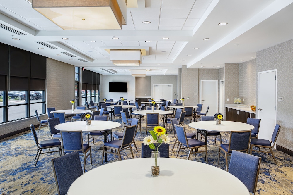 SpringHill Suites by Marriott Topeka Southwest - photo 26