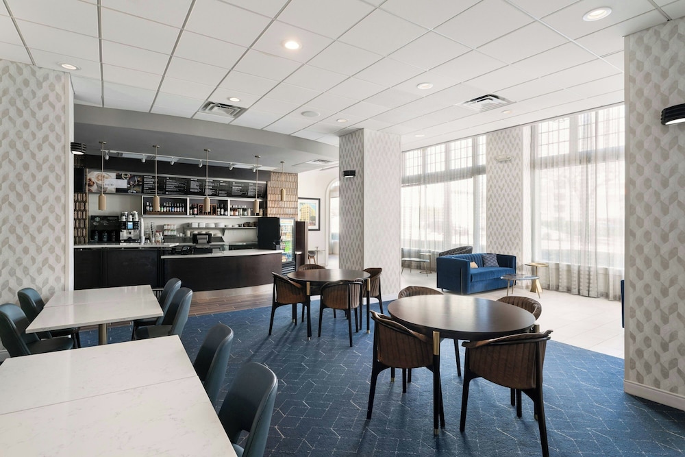 Courtyard by Marriott St. Petersburg Downtown - photo 35