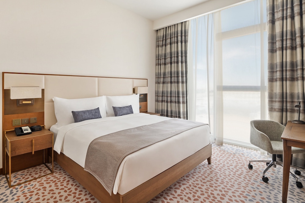 Staybridge Suites Dubai Al Maktoum Airport by IHG — 4-Star Luxury Hotel in Dubai, United Arab Emirates