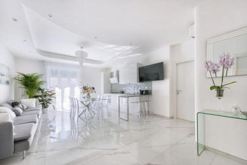 Domus Delia Pescara Centro — 4-Star Luxury Hotel in Pescara, Italy