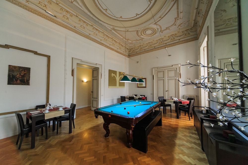 SpaccaNapoli Comfort Suites — 4-Star Luxury Hotel in Naples, Italy