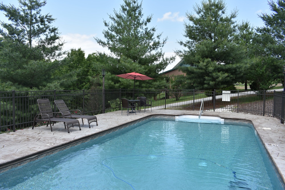 Bear Creek Lodge Cabin Resort - photo 88