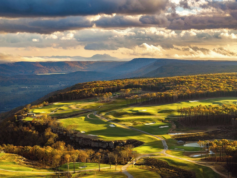Cloudland at McLemore Resort Lookout Mountain Curio by Hilton - photo 151