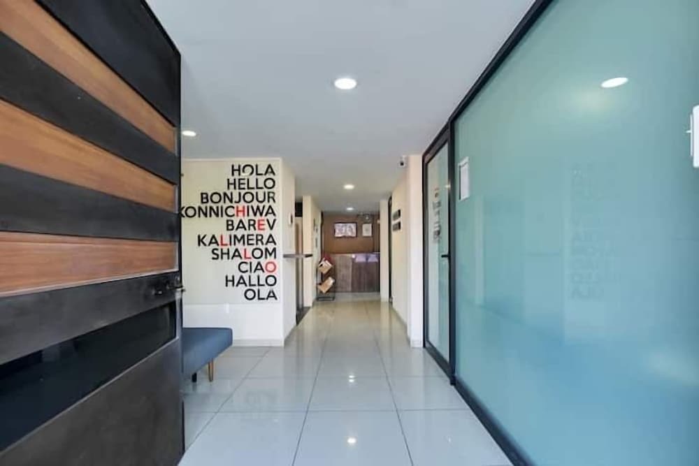 S01 King Suite At Itesm Cem — 4-Star Luxury Hotel in Ciudad Lopez Mateos, Mexico