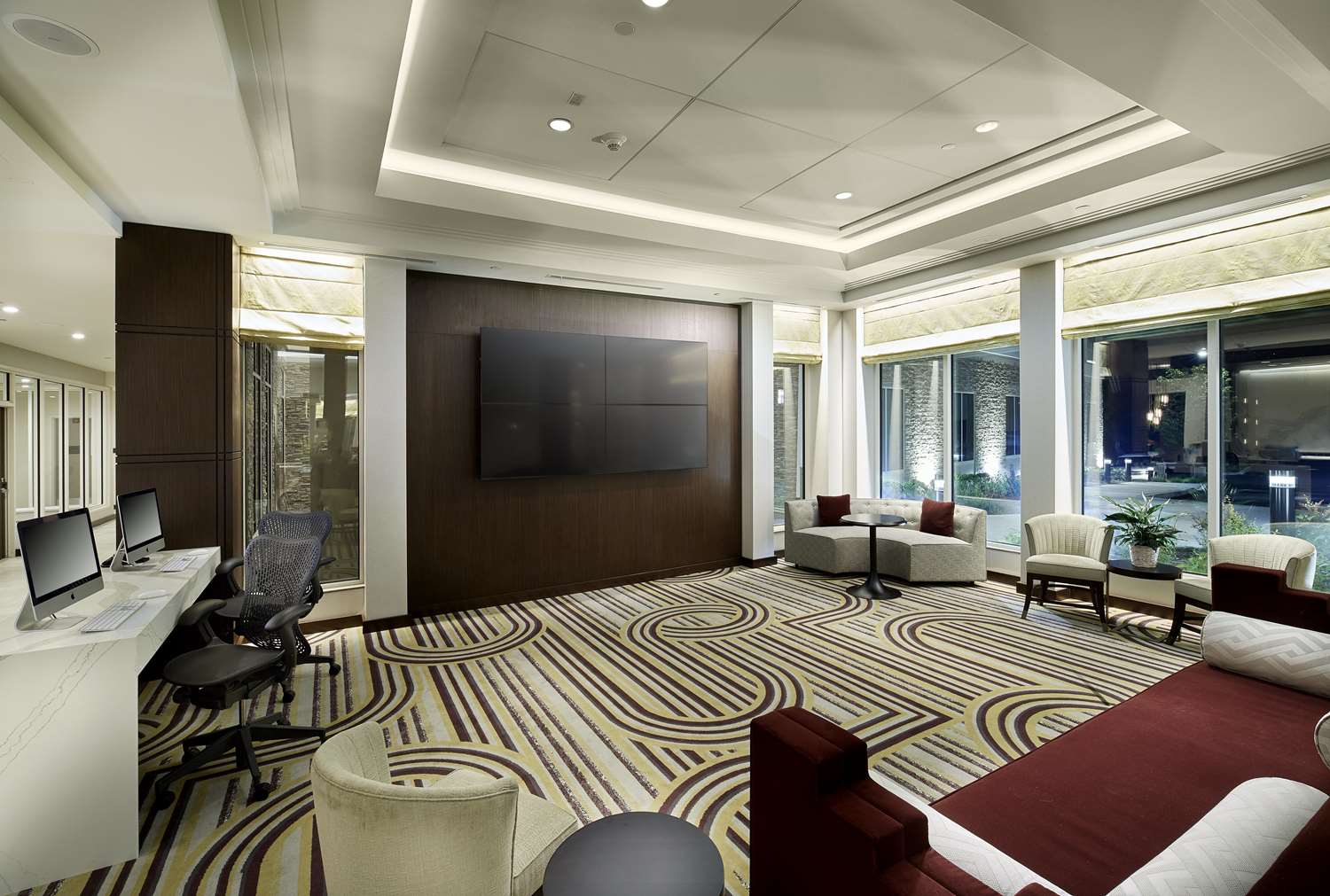 Hilton Garden Inn Roslyn - photo 17